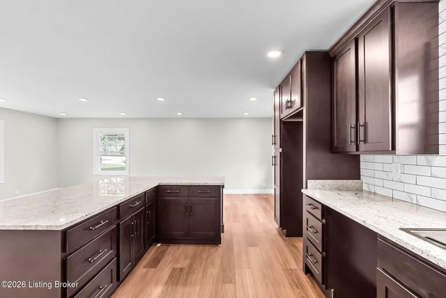 1415 Cedarbrook Rd, Goshen, KY 40026