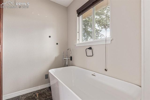 134 Clarksley Road, Manitou Springs, CO 80829