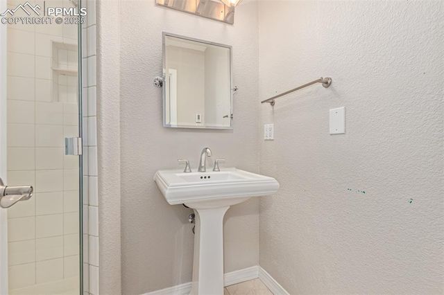 134 Clarksley Road, Manitou Springs, CO 80829