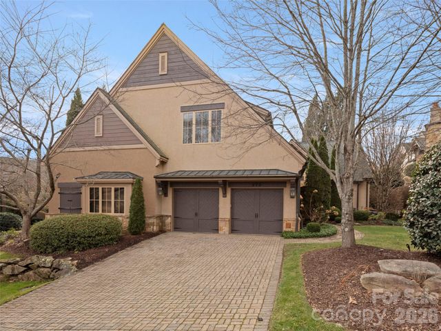 575 Walnut Valley Parkway, Arden, NC 28704