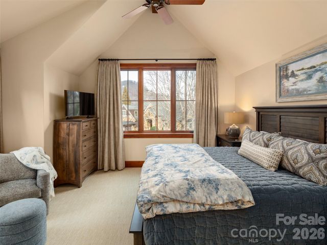 575 Walnut Valley Parkway, Arden, NC 28704