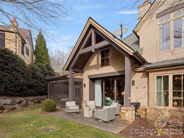 575 Walnut Valley Parkway, Arden, NC 28704