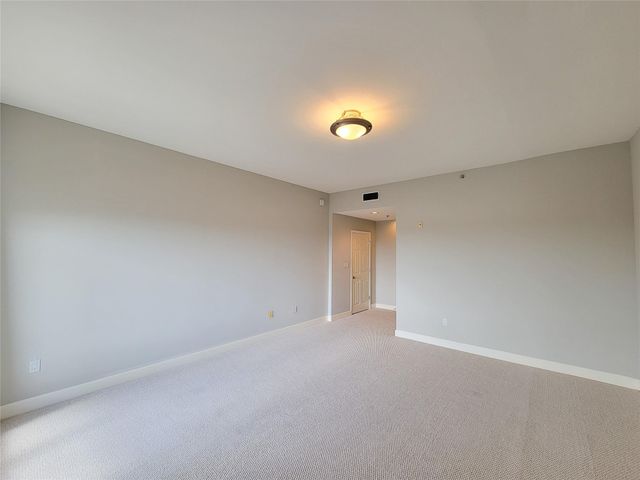 2520 Robinhood 800, Houston, TX 77005