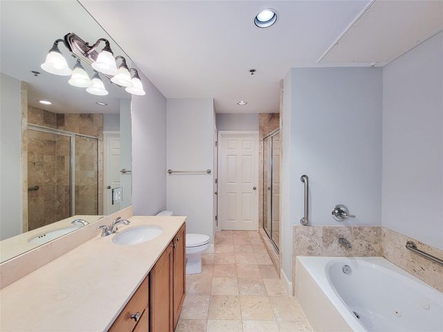 2520 Robinhood 800, Houston, TX 77005