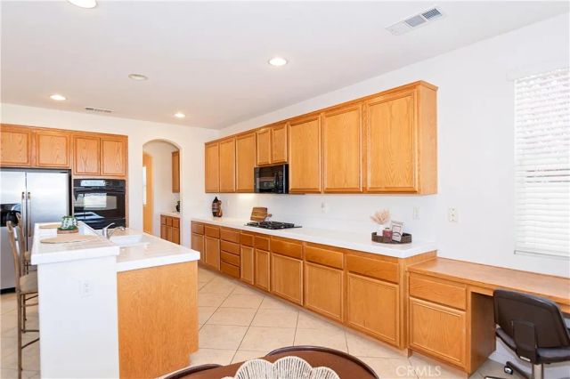 3607 Mountain Shadows Court, Palmdale, CA 93551