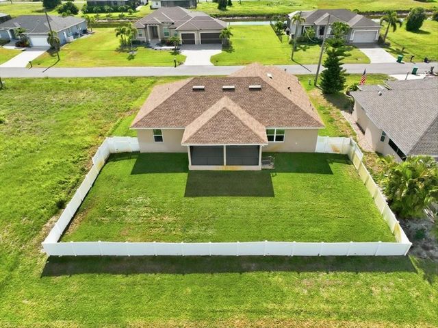 191 W PINE VALLEY LANE, Rotonda West, FL 33947