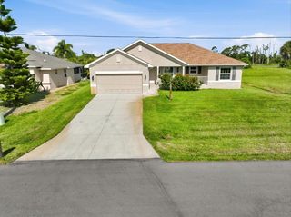 191 W PINE VALLEY LANE, Rotonda West, FL 33947