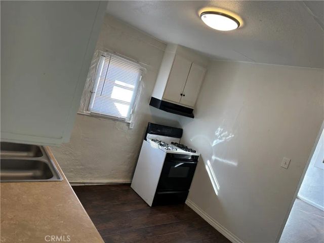 614 Woodrow, Bakersfield, CA 93308