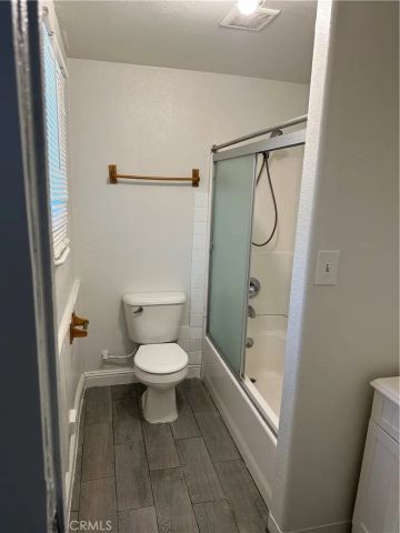 614 Woodrow, Bakersfield, CA 93308