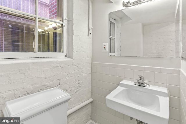 3286 N ST NW, Washington, DC 20007