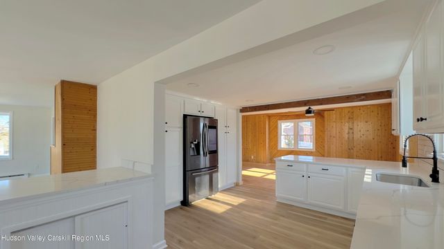 2221 New York 385, Athens, NY 12015