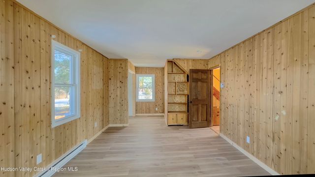 2221 New York 385, Athens, NY 12015