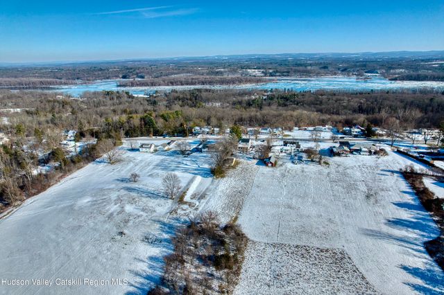 2221 New York 385, Athens, NY 12015