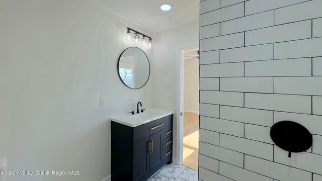 2221 New York 385, Athens, NY 12015