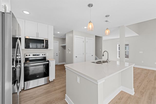 2724 Amelia Ln., Salina, KS 67401