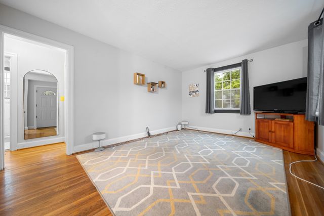1219 Saturn Dr, Nashville, TN 37217