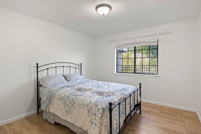 2303 Fall River Drive, Arlington, TX 76006