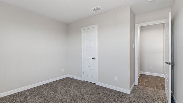 413 SUNFLOWER Trail, Cleburne, TX 76033