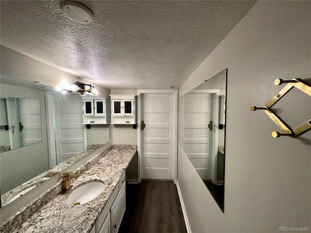 2525 S Dayton Way 1409, Denver, CO 80231