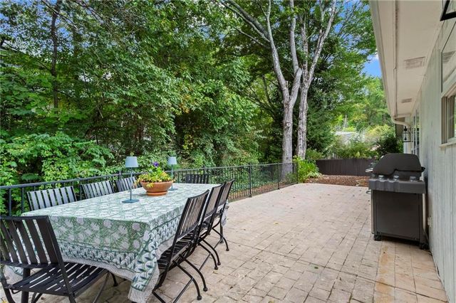 815 Fairfield Drive, Marietta, GA 30068