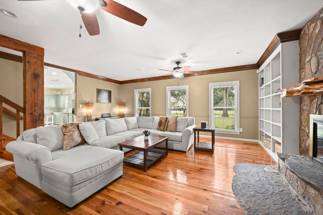 5775 Bayou Paul Rd, St Gabriel, LA 70776