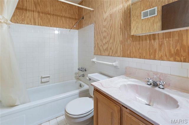 274 Cedar Village Court, Ballwin, MO 63021