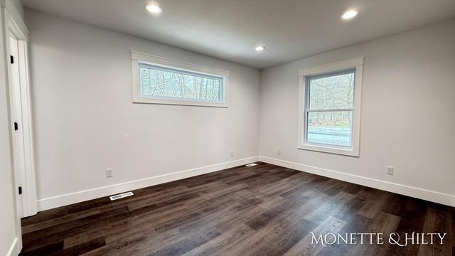 3318 E Michillinda Road, Dalton Twp, MI 49457