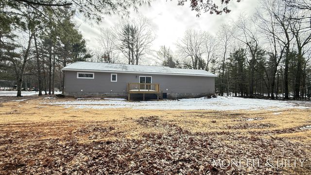 3318 E Michillinda Road, Dalton Twp, MI 49457