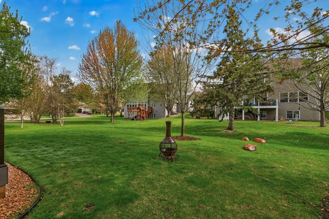 10447 Raleigh Road, Woodbury, MN 55129