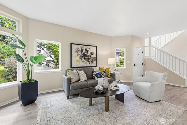 12541 NE 7th Place, Bellevue, WA 98005