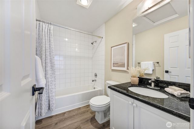 12541 NE 7th Place, Bellevue, WA 98005