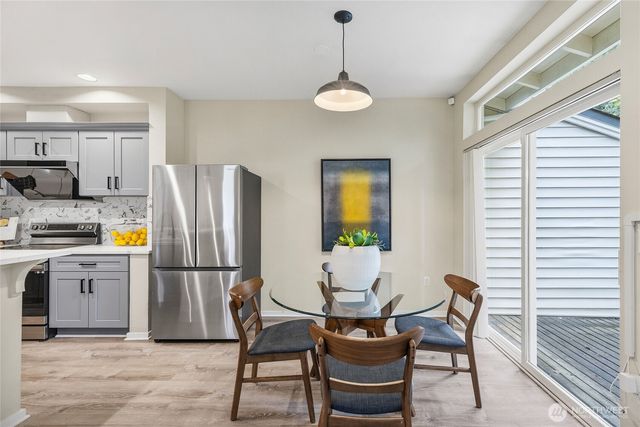 12541 NE 7th Place, Bellevue, WA 98005