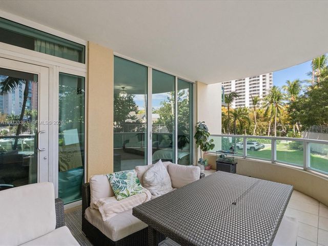 3340 NE 190th St 204, Aventura, FL 33180