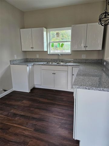 9730 Kerr Street, Houston, TX 77029