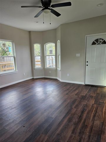 9730 Kerr Street, Houston, TX 77029