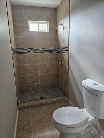 9730 Kerr Street, Houston, TX 77029