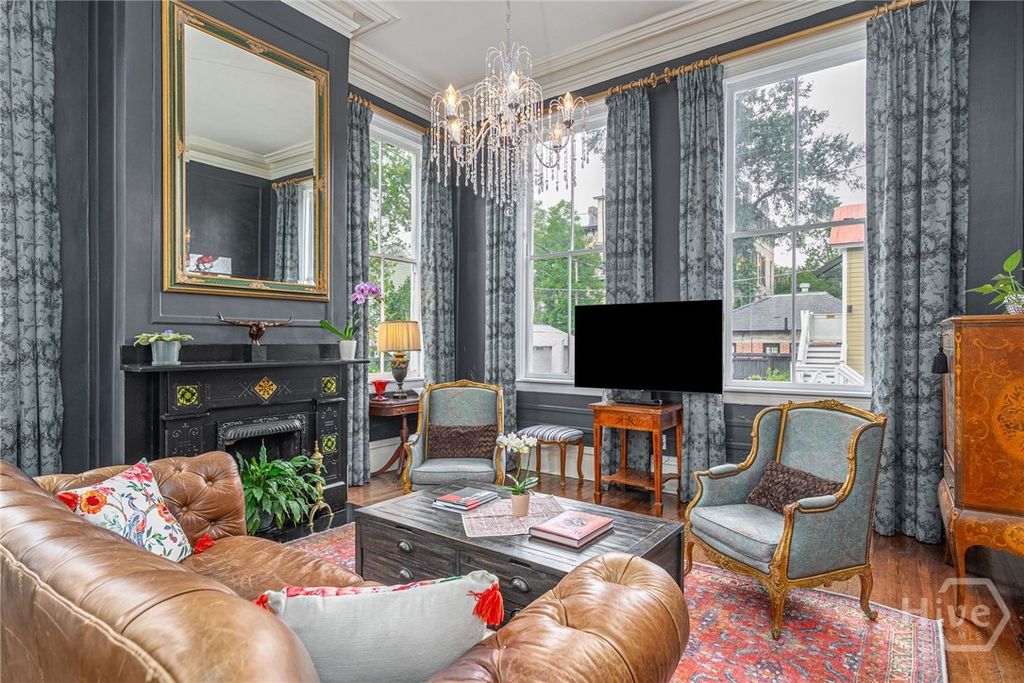 Image 12 of property listing at 222 E Gwinnett Street, Savannah, GA 31401