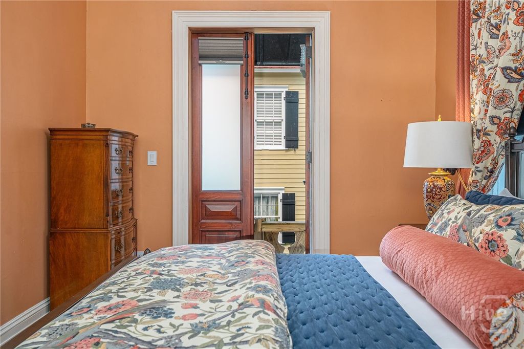 Image 19 of property listing at 222 E Gwinnett Street, Savannah, GA 31401