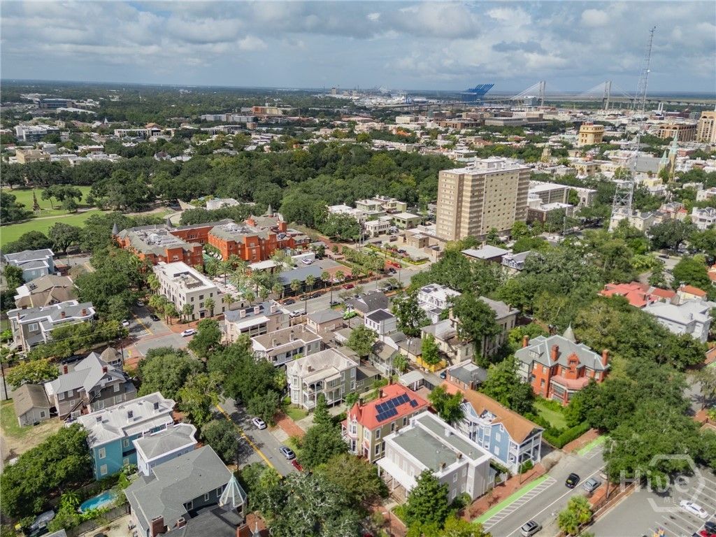 Image 2 of property listing at 222 E Gwinnett Street, Savannah, GA 31401