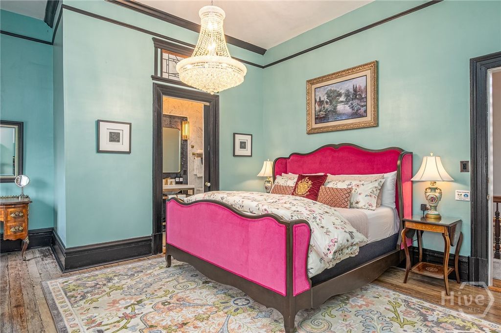 Image 26 of property listing at 222 E Gwinnett Street, Savannah, GA 31401