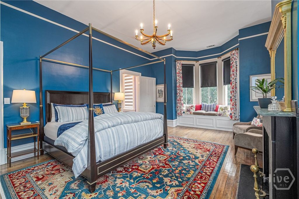 Image 30 of property listing at 222 E Gwinnett Street, Savannah, GA 31401