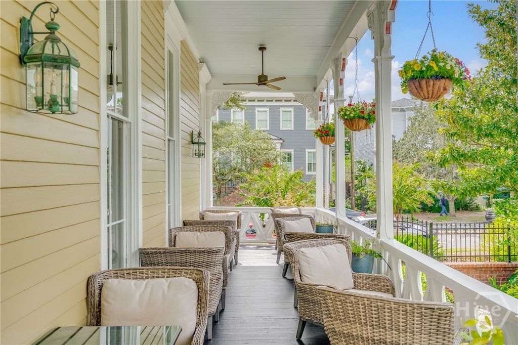 Image 36 of property listing at 222 E Gwinnett Street, Savannah, GA 31401