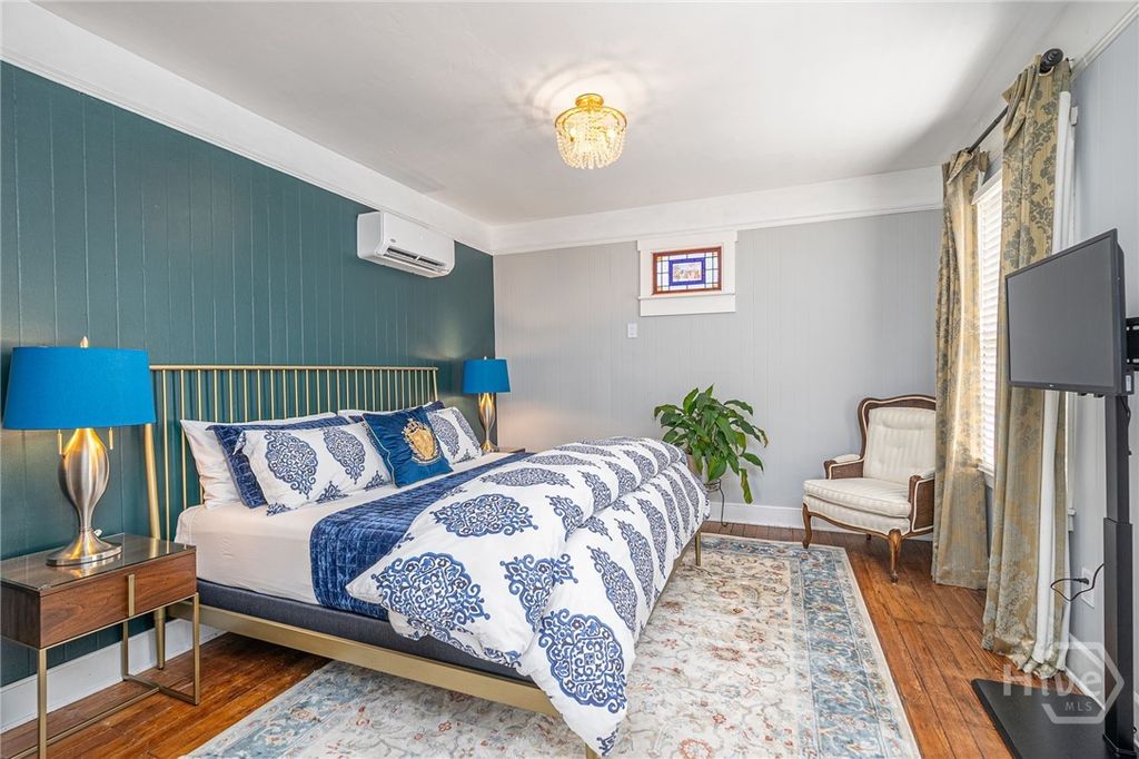 Image 45 of property listing at 222 E Gwinnett Street, Savannah, GA 31401