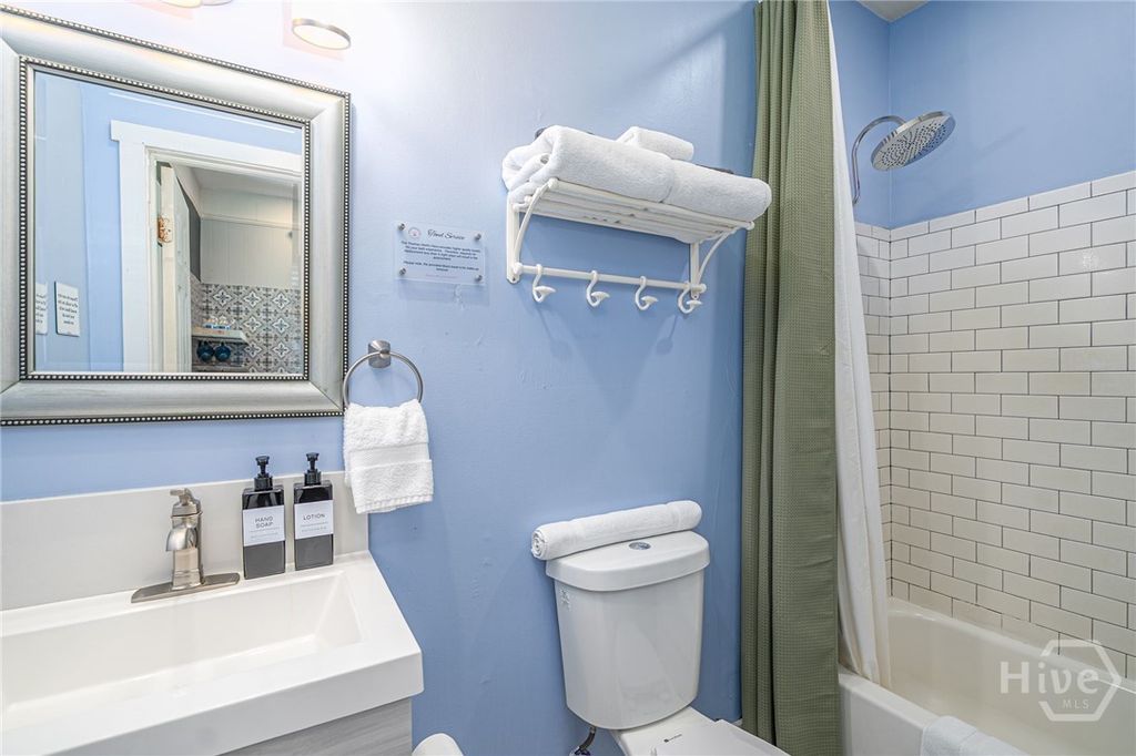 Image 47 of property listing at 222 E Gwinnett Street, Savannah, GA 31401