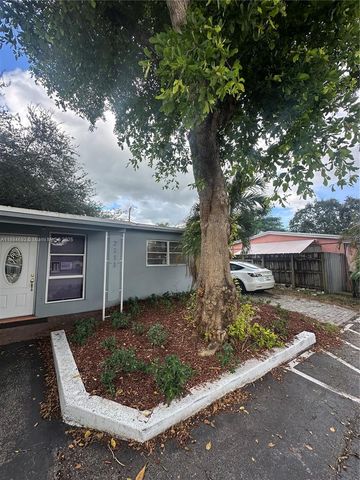 7111 Taft Street, Hollywood, FL 33024