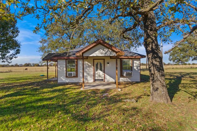 239 Cundiff Crafton Road, Chico, TX 76431