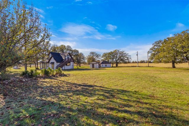 239 Cundiff Crafton Road, Chico, TX 76431