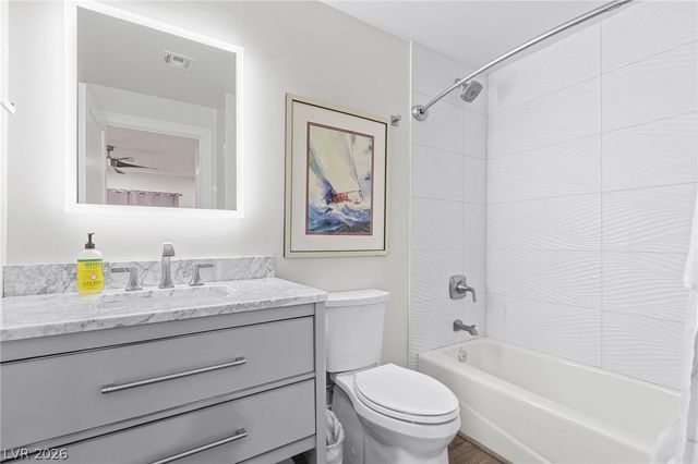 40 Strada Principale, Henderson, NV 89011