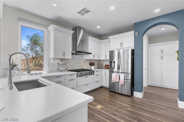 40 Strada Principale, Henderson, NV 89011