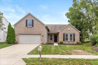 6024 W Bayfront Shores, Mccordsville, IN 46055